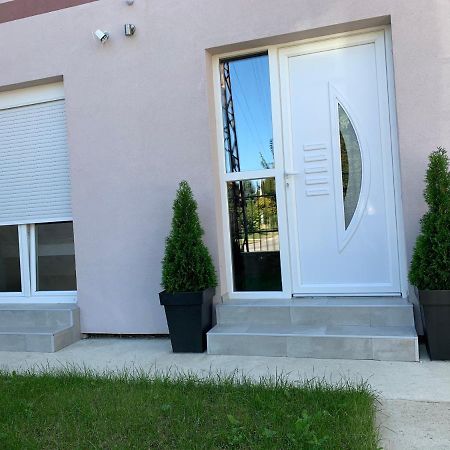 Apartman Spring Sombor Bagian luar foto