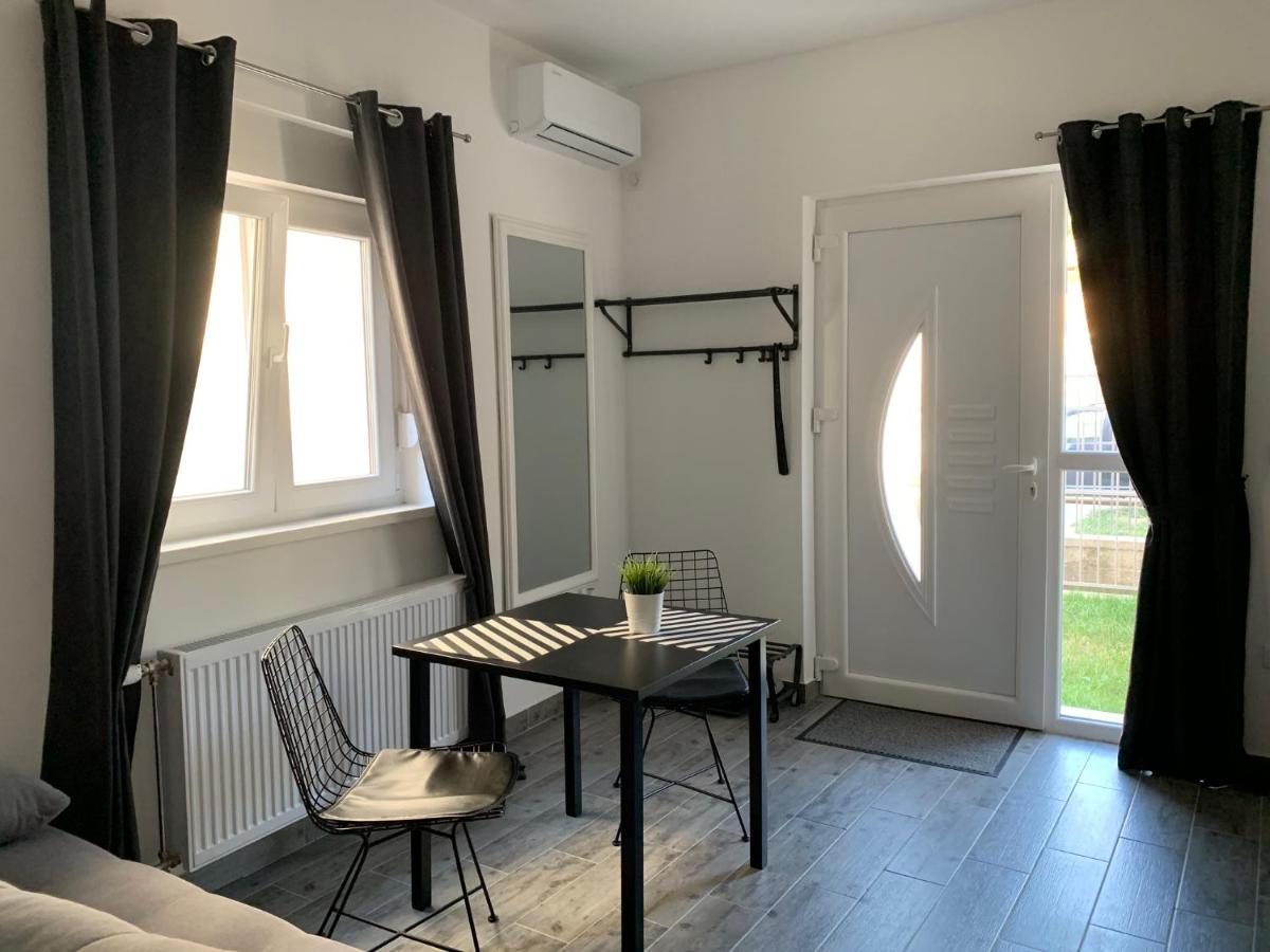 Apartman Spring Sombor Bagian luar foto